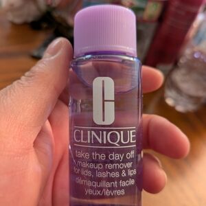 Clinique Purple Makeup Remover